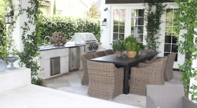 Outdoor Living, Outdoor Kitchen