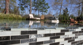 Swimming Pool with Glass Tile, Negative Edge